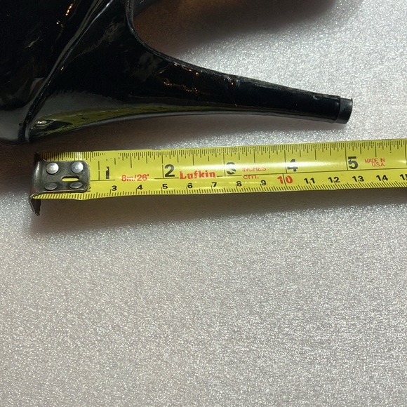 Chinese Laundry Hotness platform patent pumps. Peep toe open toe. - Picture 9 of 10